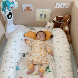 Gia Đình Cần Chị Chăm Em Bé Sơ Sinh Cho Vợ Chồng Em Gần Phố Đi Bộ Quận 1