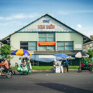 EM TÌM 1 CHỊ VỀ GIÚP VIỆC CHO NHÀ EM Ở QUẬN 5 Ở CHỢ KIM BIÊN