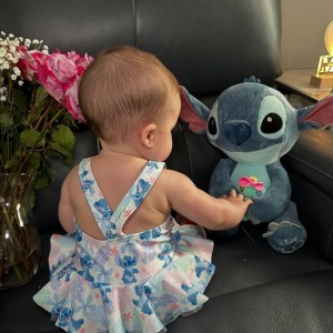 Gấp .. Gấp .. Gấp  Lắm Rồi Các Chị Ơi . Em Chuẩn Bị Đi Làm Nên Cần Chị Về Chăm Bé Nhà Em Được 4 Tháng Tuổi