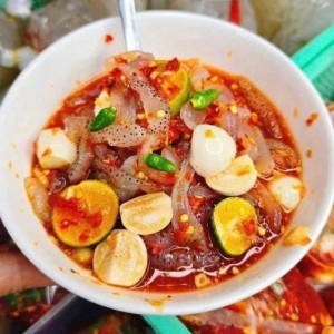 Cô nào làm được alo e nha