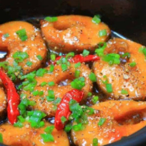 Tuyển Gấp 1 Cô Nấu Ăn Ngon Đi Làm Bao Ăn Ở Lại A