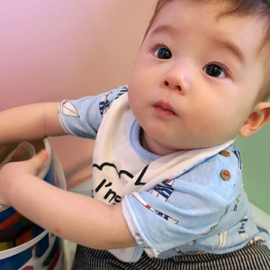 Em Bé Ngoan Được 9 Tháng Tuổi Cần Cô Về Trông Bé Phụ Vợ Chồng Em Tại Phạm Hùng Quận 8