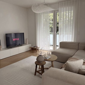 CHUNG CƯ QUẬN 2, NHÀ CHỈ CÓ 2 MẸ CON EM CẦN TÌM GẤP 1 CHỊ GIÚP VIỆC Ở LẠI