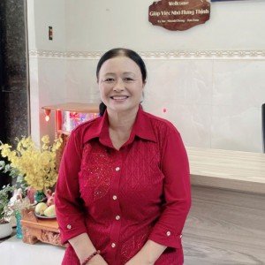 Cô Vinh đang tìm việc chăm sóc ông bà hoặc giúp việc nhà đi làm bao ăn ở lại ạ