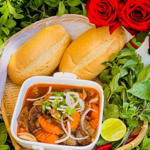 GẤP..GẤP..GẤP LẮM RỒI. EM CẦN CÔ GIÚP VIỆC NHÀ CHO VỢ CHỒNG EM