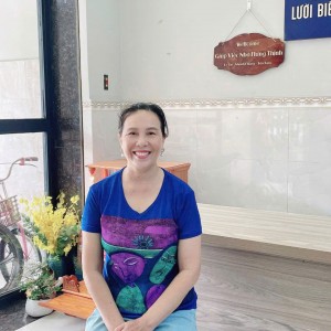 Chị Lâm mới ở quê lên đang tìm việc làm ạ