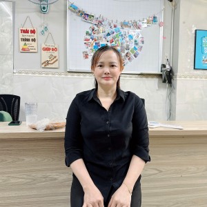 Chị Tiền đang tìm việc giúp việc nhà hoặc làm quán đi làm bao ăn ở lại ạ