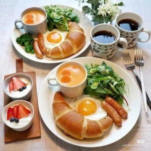 Tuyển Gấp Giúp Việc Nhà Ở Lại ạ