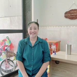 Chị Hạnh đang tìm việc chăm bé hoặc giúp việc nhà bao ăn ở lại ạ