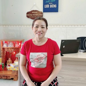 Em đang tìm việc cho chị Huyền ạ