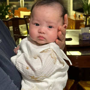 Mức lương 11 trieu bao ăn ở lại, em cần gấp chị bảo mẫu nhận việc đi làm ngay