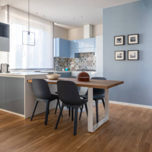 Tìm chị giúp việc nhà chung cư Vinhomes Tân Cảng BAO ĂN Ở LẠI