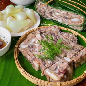 TRONG HÔM  NAY EM TÌM MỘT CÔ DƯỚI 59 TUỔI VỀ LAU DỌN NHÀ CỬA