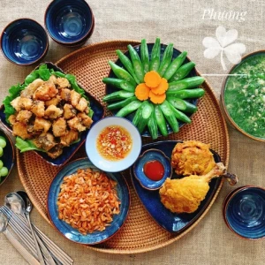 Cần Gấp Cô Tạp Vụ Phụ Quán Bao Ăn Ở Lại Tại Quận 2