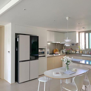 TRONG HÔM NAY NHÀ EM CẦN GẤP CHỊ CHUYÊN GIÚP VIỆC NHÀ 1 TRỆT 1 LẦU Ở TRÊN ĐƯỜNG PHAN ĐĂNG LƯU Ạ