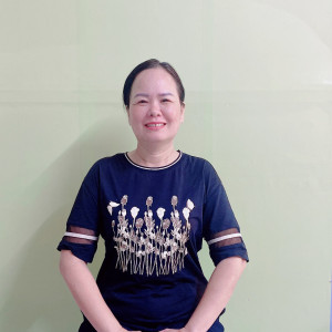 Chị Trần Thị Minh Hương sn 1976 quê Huế - GIÚP VIỆC NHÀ, CHĂM BÉ, CHĂM ÔNG BÀ