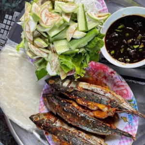 TRONG HÔM NAY EM NGỌC CẦN 1 CHỊ CHUYÊN GIÚP VIỆC NHÀ LÀM Ở LẠI TẠI QUẬN 10 SG