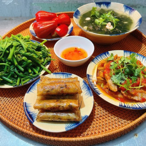 Cần Chị Giúp Việc Bao Ăn Ở Lương 9tr Ở Quận 10