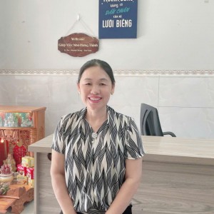 Chị Lưu mới ở quê lên đang cần tìm việc làm ạ