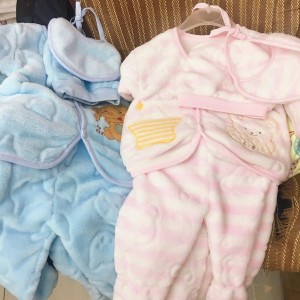 NHÀ EM CẦN 1 CHỊ CHĂM BÉ Ở CHUNG CƯ IMPERIA AN PHÚ QUẬN 2 LƯƠNG 13 TRIỆU BAO ĂN Ở