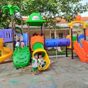 TUYỂN TẠP VỤ NẤU ĂN MẦM NON NGÔI SAO XANH (ĐI VỀ)