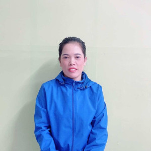 Em đang tìm việc cho người quen ở quê mới lên ạ'