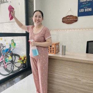 Chị Tâm đang tìm việc chăm sóc ông bà - giúp việc nhà đi làm bao ăn ở lại ạ