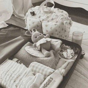 LƯƠNG 12 TRIỆU BAO ĂN Ở -Em cần GẤP 1 Chị Chăm bé 9 tháng ở trên đường Tô Hiến Thành Q10 ạ