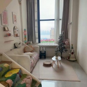 Nhà e có 2 vợ chồng và 1 con gái lớn ở Cao Ốc An Cư Quận 2 cần chị giúp việc nhà Lương tháng 12 triệu, bao ăn ở