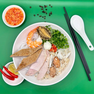 Nhà em cần 1 chị tuổi từ 55 đổ lại về làm việc nhà cho vợ chồng em ở Thảo Điền Quận 2