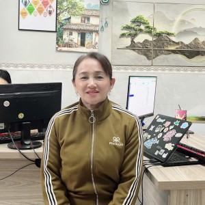 Chị Tâm hiền lành chịu khó đang tìm việc bao ăn ở lại ạ