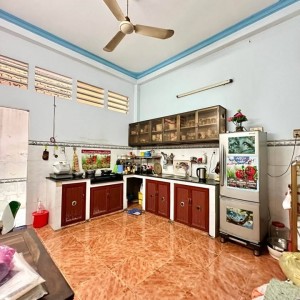 Còn Vài ngày Nữa Đến Lễ rồi Em Tìm Cô Về Dọn Dẹp Nhà Cửa Cùng Gia Đình Em Nha