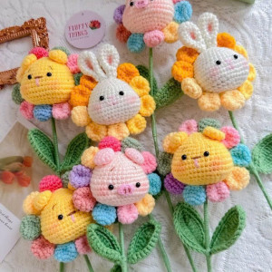 Gia đình em đang tuyển gấp 1 cô nội trợ cho gđ em ạ