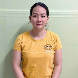 Chị Lê Thị Lân -1988 - Đồng Tháp - Chăm Bé Từ Sơ Sinh Đến Lớn