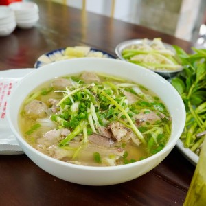 TẠI ĐƯỜNG LÊ HỒNG PHONG –QUẬN 10 ĐANG CẦN GẤP 1 CÔ GIÚP VIỆC  KHÔNG YÊU CẦU KINH NGHIỆM GÌ CẢ !!!