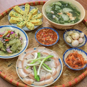 Tuyển gấp 1 cô nấu ăn ngon cho gia đình em ạ