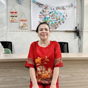 Chị Loan Quê Hậu Giang – Chăm Sóc Người Già Tận Tình, Có Tâm