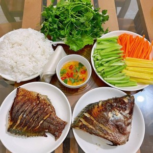 CÁC CHỊ ƠI, VIỆC NHÀ EM CẦN CÔ SIÊNG NĂNG VỀ LO VIỆC NỘI TRỢ TRONG NHÀ