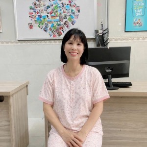 Chị Nguyễn Thị Hương Lan, sinh năm 1980, quê Lâm Đồng - Sức khỏa tốt, chị giúp việc nhà chăm bé giỏi