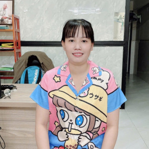 Cô em  hiền lành dễ thương tìm việc giúp viecjevaf chăm em làm tết được