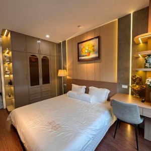 Hôm nay e cần chị dưới 60 tuổi về làm nội trợ trog gd. Cv cụ thể lo việc nhà nấu cơm,