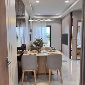 Tình Hình Còn Mấy Ngày Nữa Là Đến Tết Rồi.việc Nhà Vẫn Chưa Dọn Dẹp Xong Nên Em Cần Tìm Chị Giúp Việc Nhà đi Làm Ngay Nhé