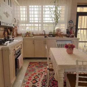 . NHÀ EM Ở QUẬN 11 ĐƯỜNG BÀ HUYỆN THANH QUAN CẦN 1 CÔ GIÚP VIỆC LƯƠNG 12 TRIỆU Ạ