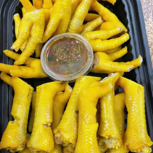 Tuyển gấp 1 cô làm việc có tâm đi làm bao ăn ở lại a