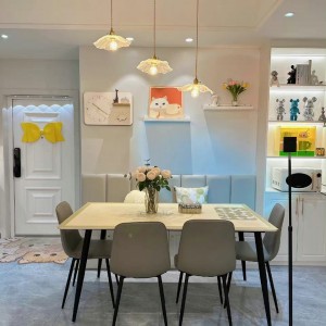 Gia đình em hiện đang ở nhà phố có 2 lầu diện tích 40m2 ở đường Tô Hiến Thành, Quận 10, cần gấp 1 cô giúp việc nhà ăn ở lại nha.