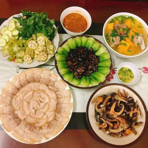 Quận 1 Gần Nhà Thờ Đức Bà Em Cần Chị Giúp Việc Ở Lại Được (bao Ăn Ở)