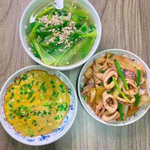 Cần gấp chị giúp việc nhà đi lm bao ăn ở lại ạ