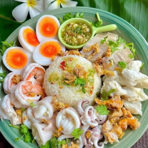 Gia đình em cần tìm gấp 1 cô giúp việc bao ăn ở lại