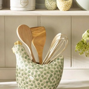 Nhà em ở chung cư The River Thủ Thiêm Quận 2 cần gấp chị GIÚP VIỆC NHÀ LƯƠNG 12 TRIỆU BAO ĂN Ở Ạ