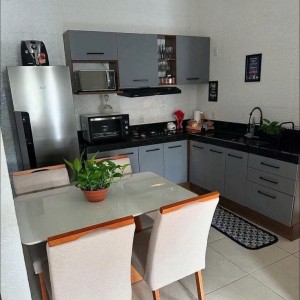 MẸ ĐƠN THÂN Ở TRÊN ĐƯỜNG NGUYỄN THỊ ĐỊNH QUẬN 2 (GẦN PHÀ CÁT LÁI) CẦN CHỊ GIÚP VIỆC NHÀ